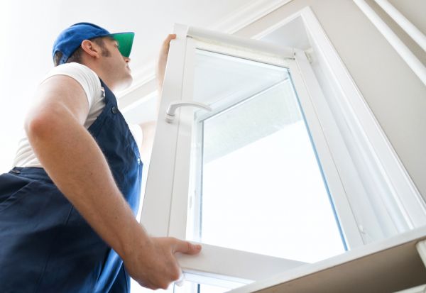 Vinyl Windows Installation in Kingston
