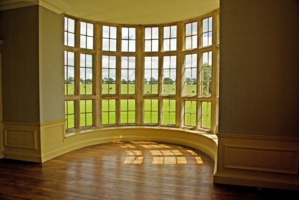 Bow Window Replacement in Kingston